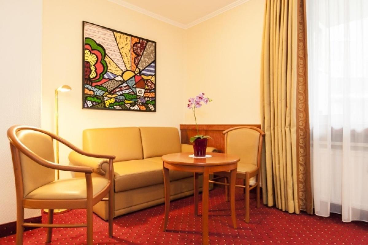 Hotel Am Berliner Platz ลังเงนเฟลด์ ห้อง รูปภาพ